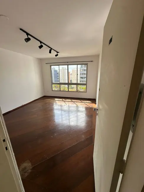 Foto 2 de Apartamento com 1 quarto para alugar, 51m2 em Moema, São Paulo - SP
