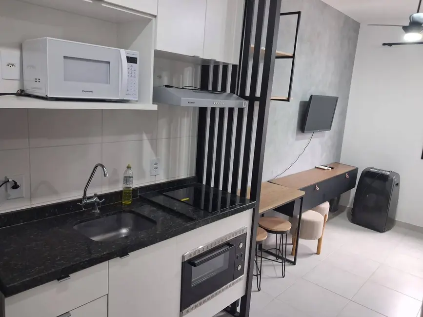 Foto 2 de Apartamento com 1 quarto para alugar, 25m2 em Vila Olímpia, São Paulo - SP