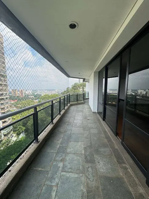 Foto 2 de Apartamento com 5 quartos para alugar, 330m2 em Santo Amaro, São Paulo - SP