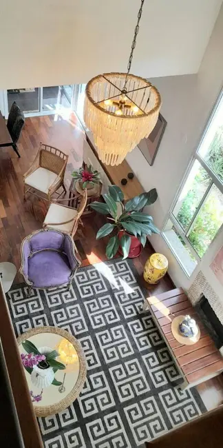 Foto 4 de Casa com 5 quartos para alugar, 370m2 em Santo Amaro, São Paulo - SP