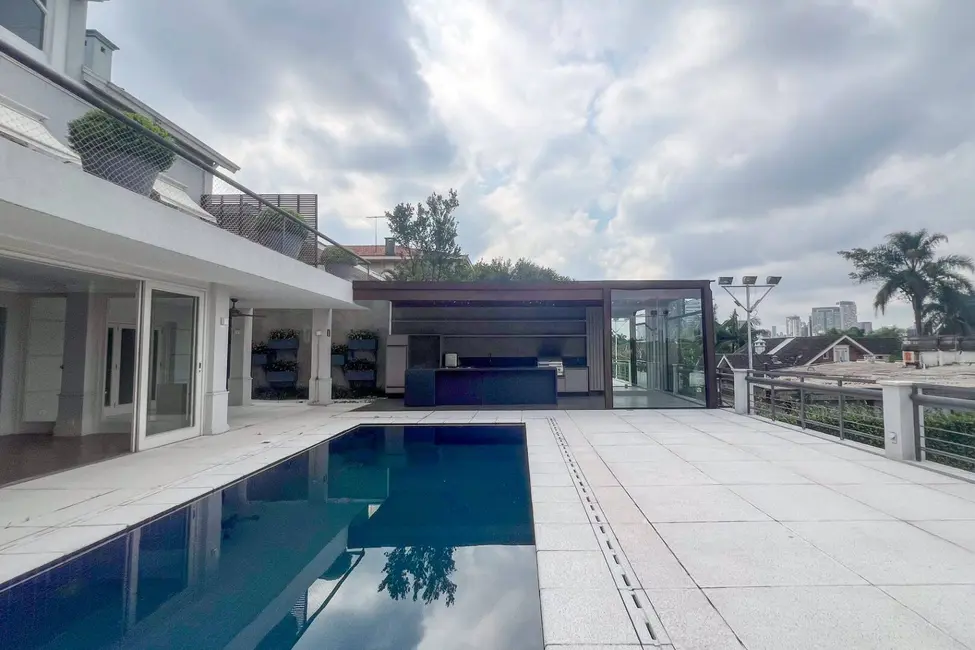 Foto 5 de Casa com 5 quartos à venda, 846m2 em Jardim Everest, São Paulo - SP