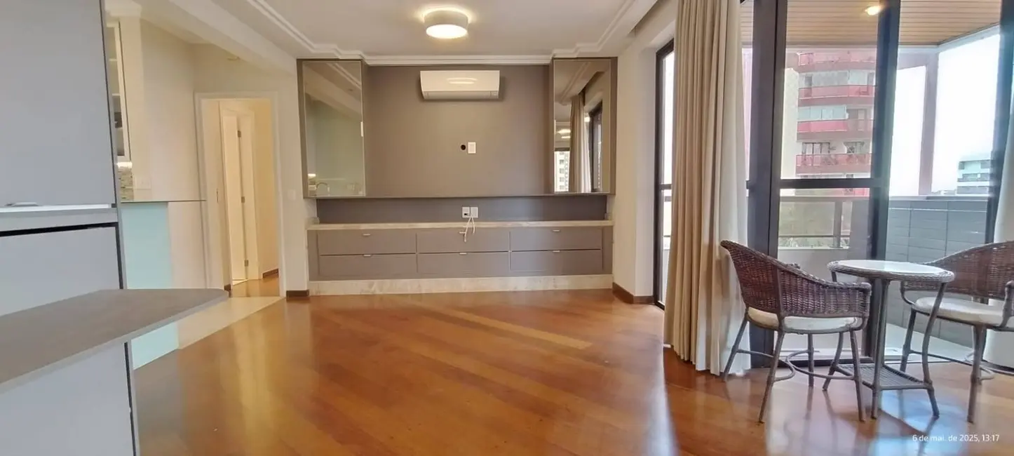 Apartamento com 3 quartos à venda e para alugar, 116m2 em Vila Mariana, São Paulo - SP - imagem 3 Foto 3 de Apartamento com 3 quartos à venda e para alugar, 116m2 em Vila Mariana, São Paulo - SP