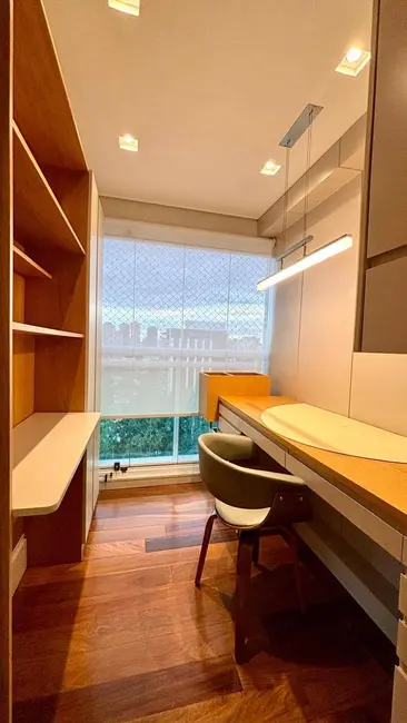 Foto 9 de Apartamento com 3 quartos à venda e para alugar, 210m2 em São Paulo - SP
