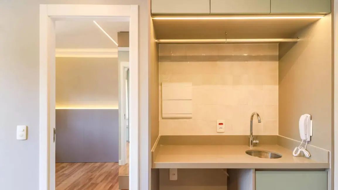 Foto 5 de Apartamento com 1 quarto para alugar, 27m2 em Campo Belo, São Paulo - SP