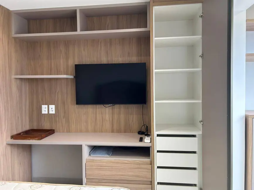 Foto 8 de Apartamento com 1 quarto para alugar, 25m2 em Santo Amaro, São Paulo - SP