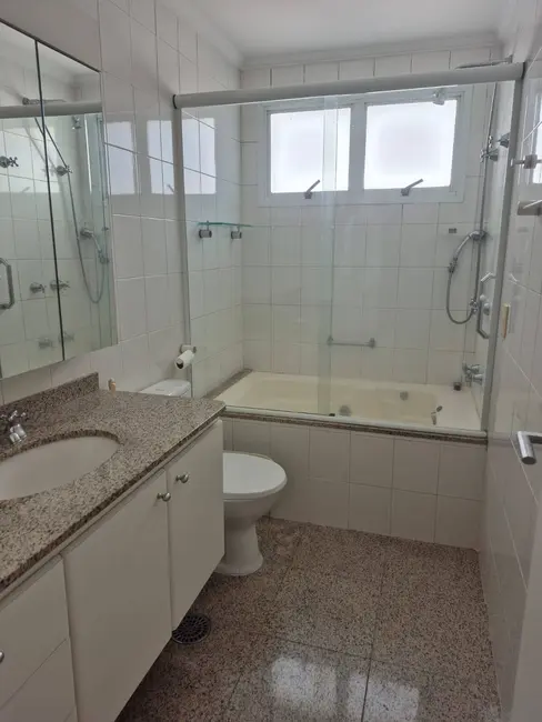 Foto 3 de Apartamento com 3 quartos para alugar, 118m2 em Itaim Bibi, São Paulo - SP