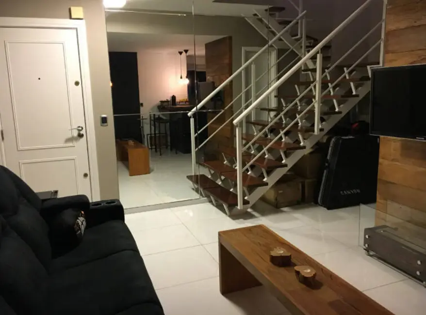 Foto 2 de Apartamento com 2 quartos à venda, 70m2 em Moema, São Paulo - SP