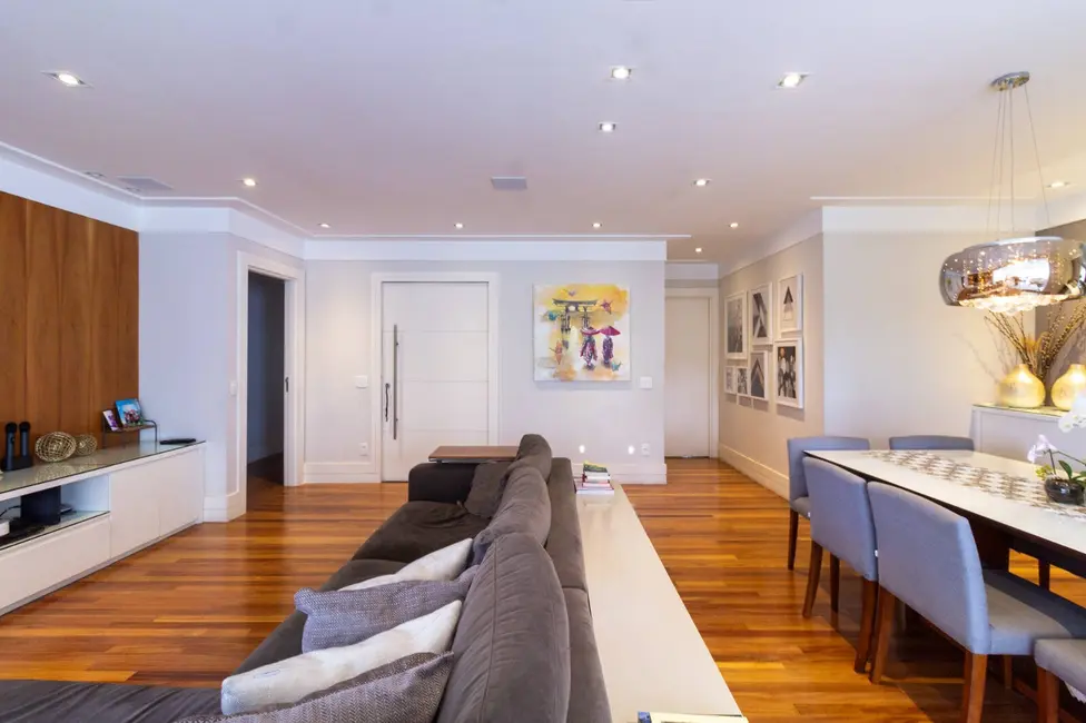 Apartamento com 3 quartos à venda, 181m2 em Moema, São Paulo - SP - imagem 7 Foto 7 de Apartamento com 3 quartos à venda, 181m2 em Moema, São Paulo - SP