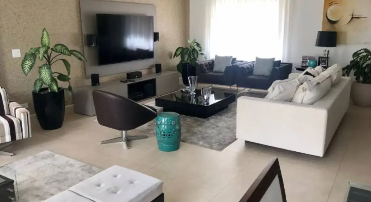 Casa com 6 quartos à venda, 436m2 em Campo Belo, São Paulo - SP - imagem 5 Foto 5 de Casa com 6 quartos à venda, 436m2 em Campo Belo, São Paulo - SP