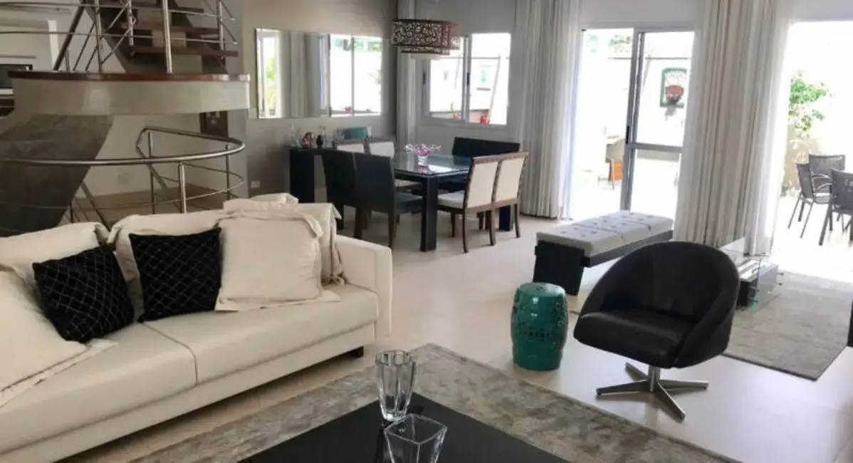 Casa com 6 quartos à venda, 436m2 em Campo Belo, São Paulo - SP - imagem 2 Foto 2 de Casa com 6 quartos à venda, 436m2 em Campo Belo, São Paulo - SP