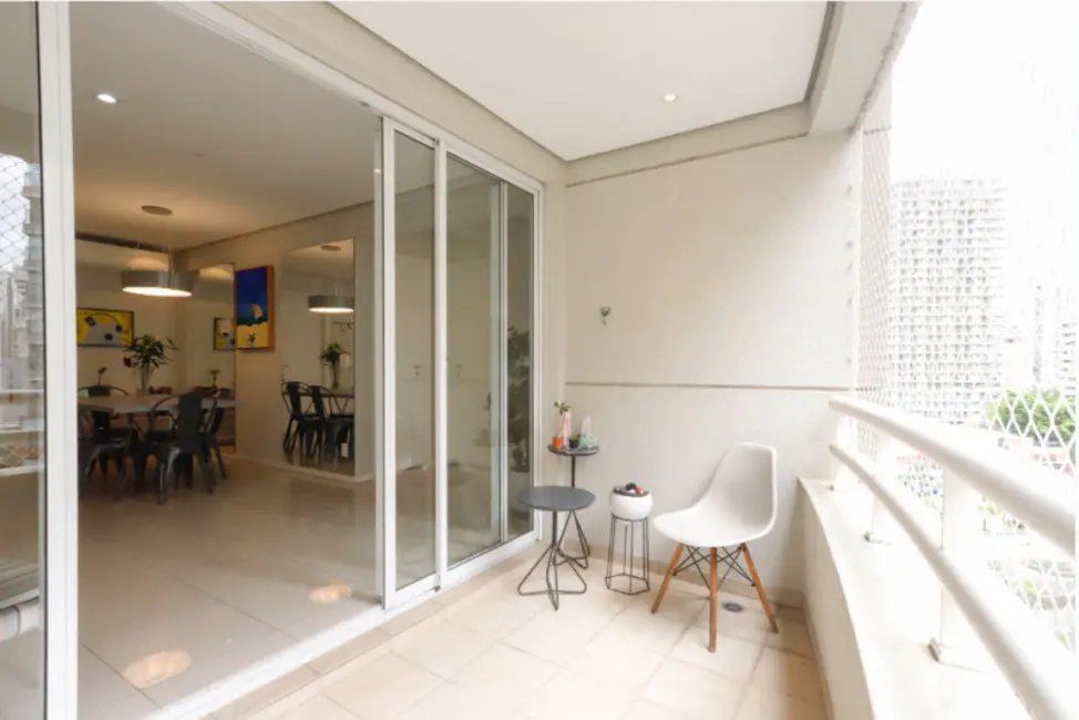 Apartamento com 3 quartos à venda, 104m2 em Moema, São Paulo - SP - imagem 6 Foto 6 de Apartamento com 3 quartos à venda, 104m2 em Moema, São Paulo - SP