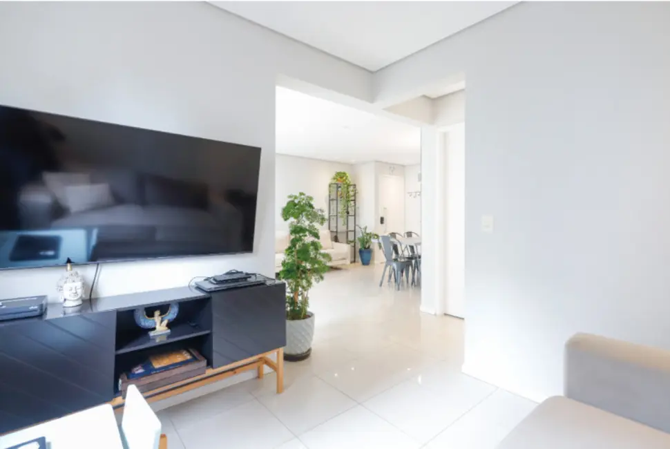 Apartamento com 3 quartos à venda, 104m2 em Moema, São Paulo - SP - imagem 8 Foto 8 de Apartamento com 3 quartos à venda, 104m2 em Moema, São Paulo - SP