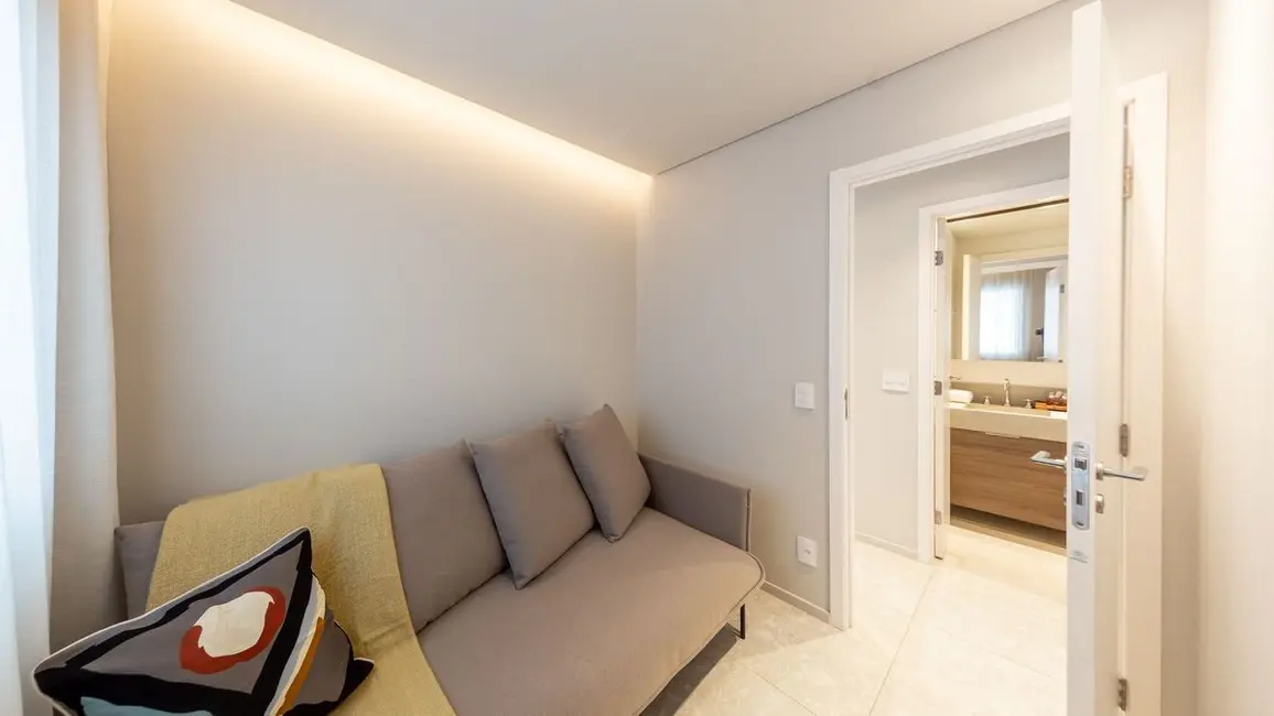 Foto 2 de Apartamento com 2 quartos para alugar, 64m2 em Vila Olímpia, São Paulo - SP