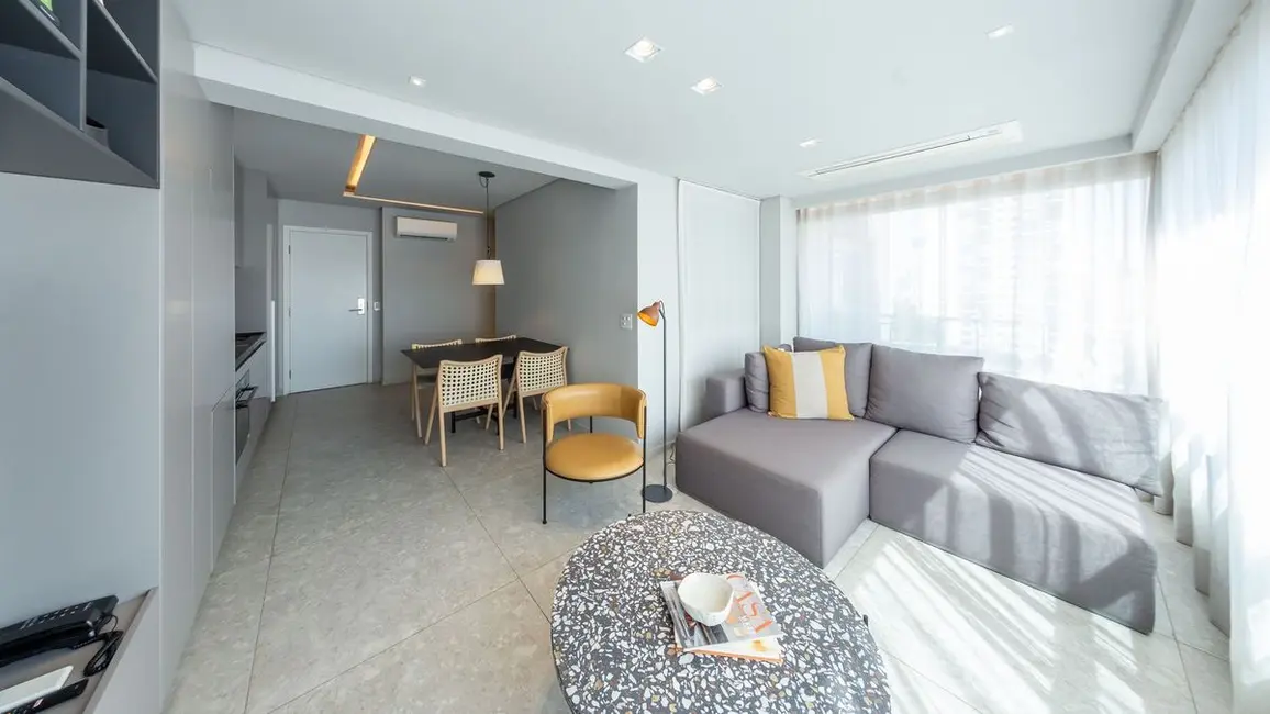 Foto 1 de Apartamento com 2 quartos para alugar, 64m2 em Vila Olímpia, São Paulo - SP