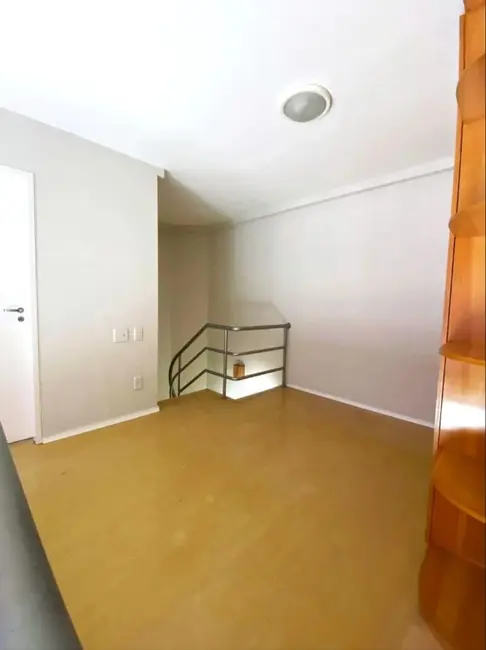 Apartamento com 1 quarto para alugar, 72m2 em Vila Madalena, São Paulo - SP - imagem 3 Foto 3 de Apartamento com 1 quarto para alugar, 72m2 em Vila Madalena, São Paulo - SP