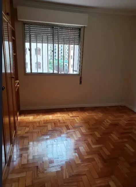 Foto 3 de Apartamento com 2 quartos para alugar, 80m2 em Moema, São Paulo - SP