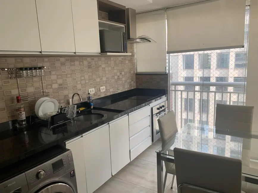 Foto 2 de Apartamento com 2 quartos para alugar, 64m2 em Vila Olímpia, São Paulo - SP