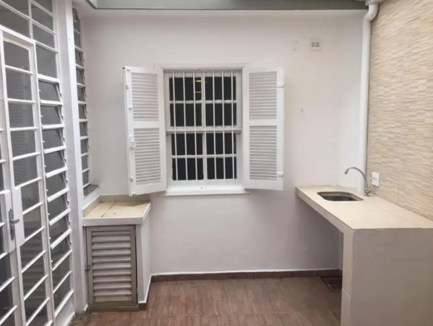 Casa com 3 quartos para alugar, 151m2 em Itaim Bibi, São Paulo - SP - imagem 7 Foto 7 de Casa com 3 quartos para alugar, 151m2 em Itaim Bibi, São Paulo - SP