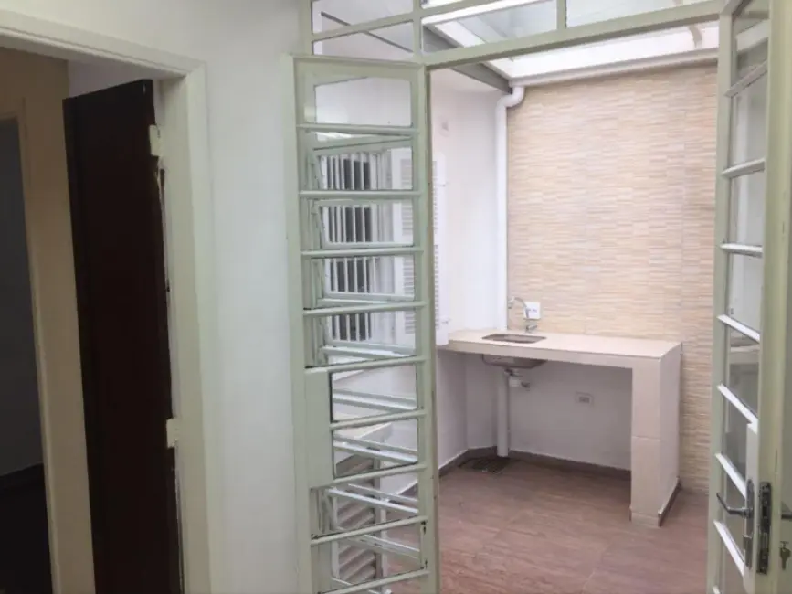 Casa com 3 quartos para alugar, 151m2 em Itaim Bibi, São Paulo - SP - imagem 1 Foto 1 de Casa com 3 quartos para alugar, 151m2 em Itaim Bibi, São Paulo - SP