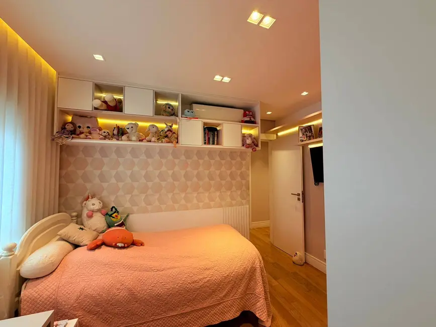 Apartamento com 4 quartos à venda, 189m2 em São Paulo - SP - imagem 9 Foto 9 de Apartamento com 4 quartos à venda, 189m2 em São Paulo - SP