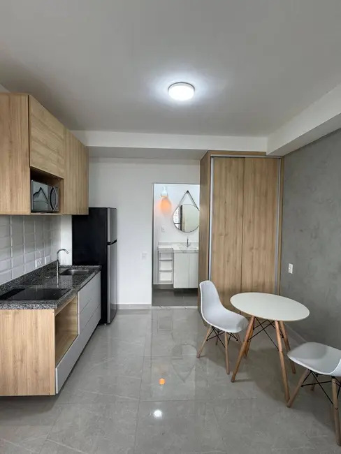 Foto 1 de Apartamento com 1 quarto para alugar, 25m2 em Vila Olímpia, São Paulo - SP