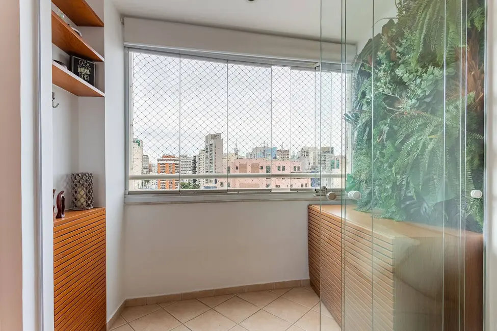 Foto 8 de Apartamento com 2 quartos à venda, 70m2 em Vila Nova Conceição, São Paulo - SP