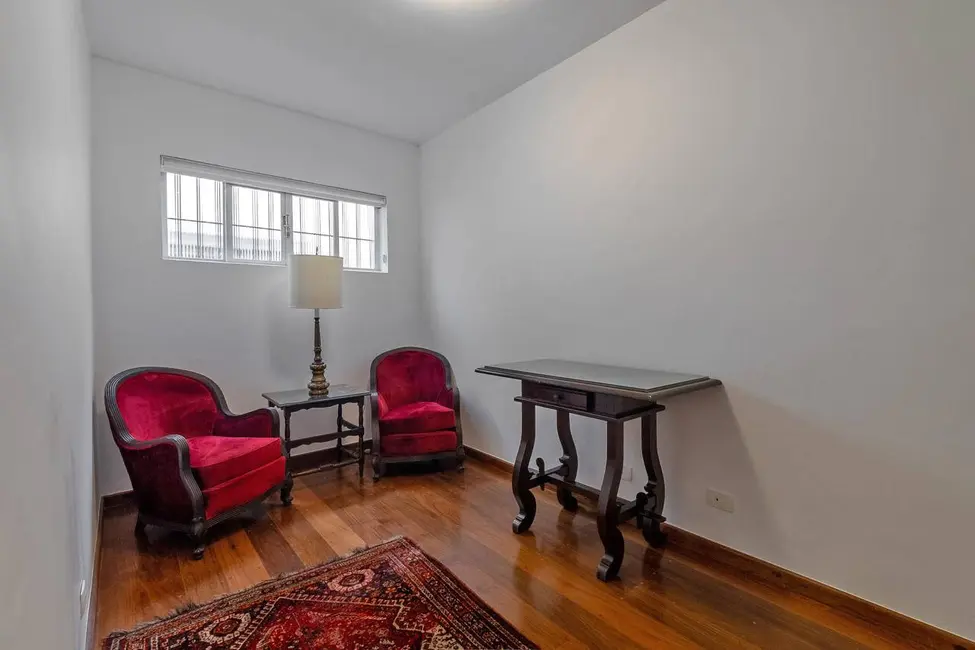 Casa com 3 quartos à venda e para alugar, 300m2 em Jardim Europa, São Paulo - SP - imagem 6 Foto 6 de Casa com 3 quartos à venda e para alugar, 300m2 em Jardim Europa, São Paulo - SP