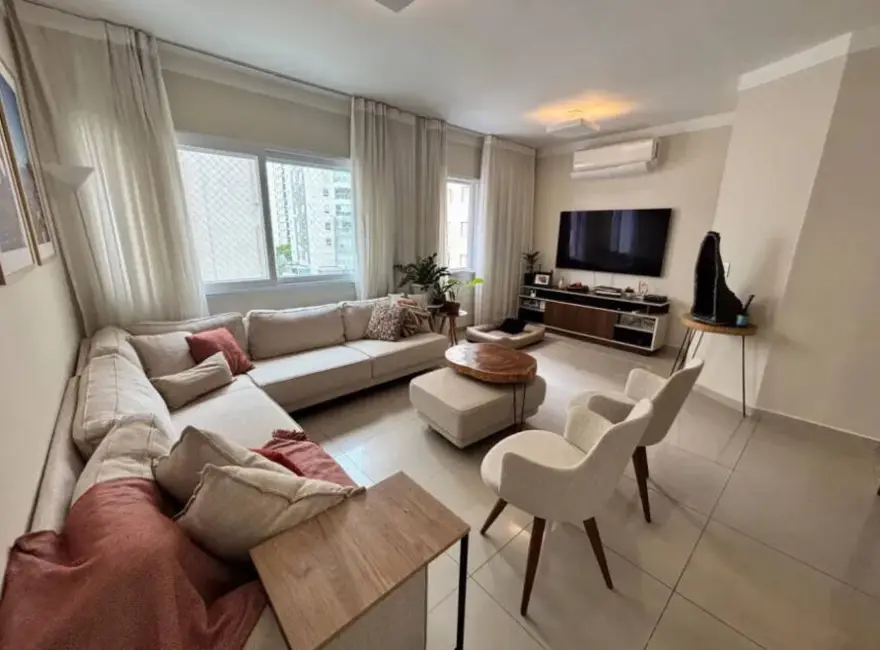 Foto 2 de Apartamento com 2 quartos à venda, 90m2 em Moema, São Paulo - SP