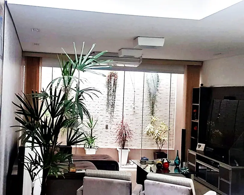 Foto 6 de Casa com 3 quartos à venda, 222m2 em Ipiranga, São Paulo - SP