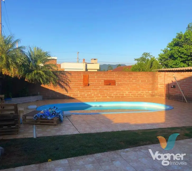 Foto 7 de Casa com 3 quartos à venda, 467m2 em Arroio Do Meio - RS