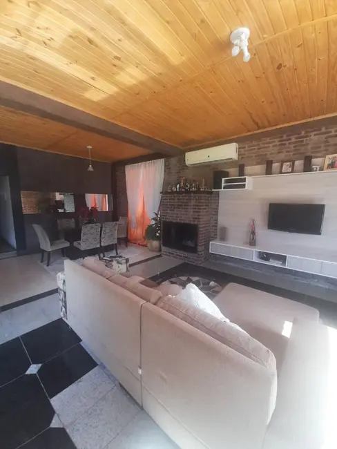 Foto 6 de Chácara com 3 quartos à venda, 19841m2 em Centro, Estrela - RS