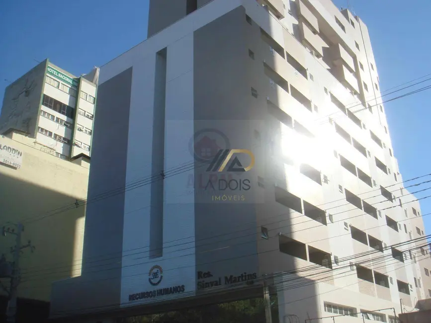 Foto 2 de Kitnet com 1 quarto para alugar, 44m2 em Centro, Curitiba - PR