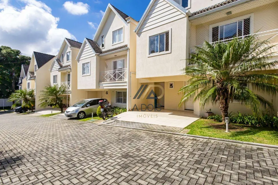 Foto 1 de Sobrado com 4 quartos à venda, 190m2 em Santa Felicidade, Curitiba - PR