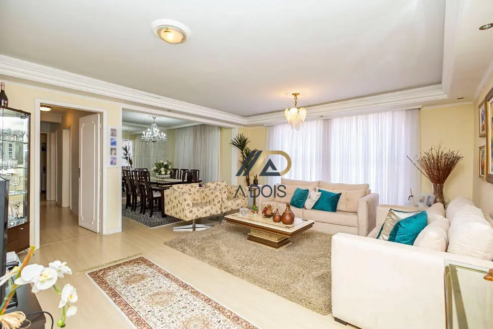 Foto 1 de Apartamento com 3 quartos à venda, 150m2 em Novo Mundo, Curitiba - PR