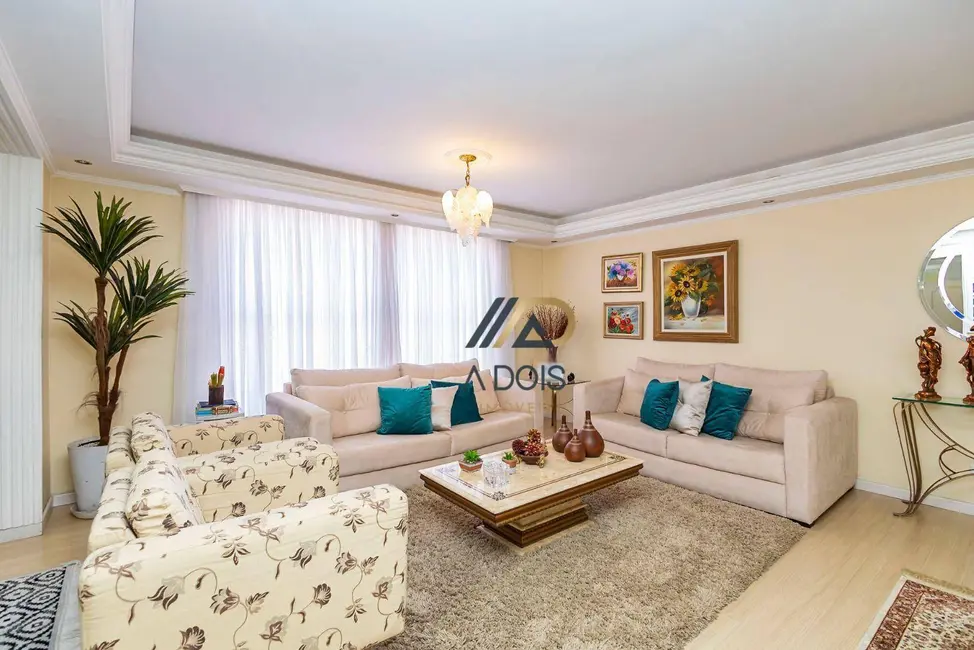 Foto 3 de Apartamento com 3 quartos à venda, 150m2 em Novo Mundo, Curitiba - PR
