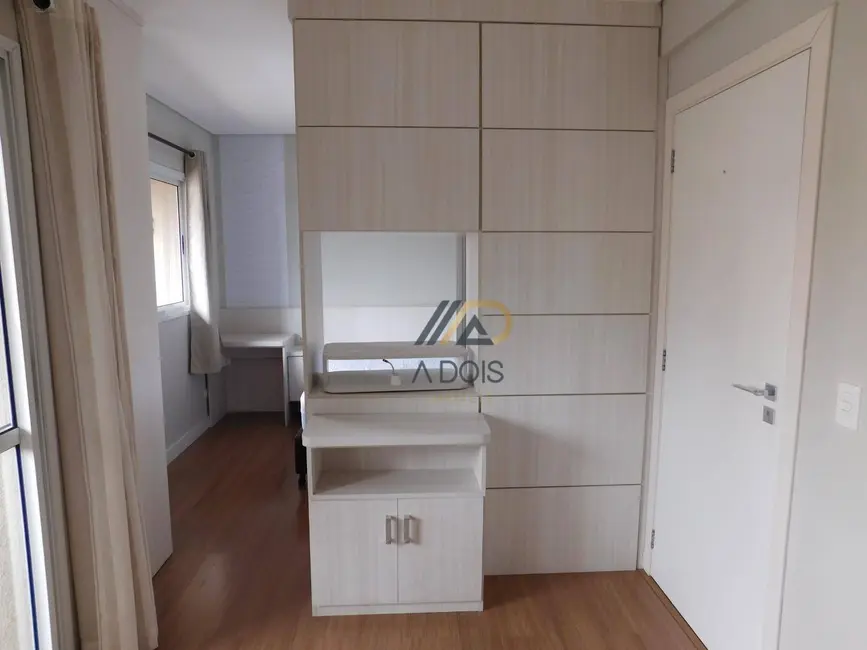 Foto 3 de Apartamento com 1 quarto para alugar, 44m2 em Centro, Curitiba - PR