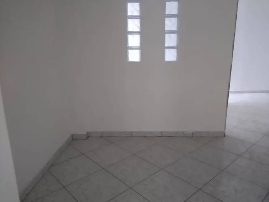 Foto 2 de Casa com 1 quarto para alugar, 35m2 em Munhoz Júnior, Osasco - SP