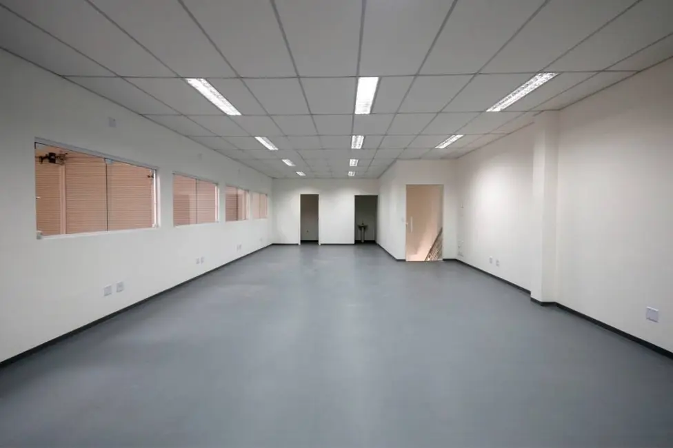 Foto 3 de Armazém / Galpão para alugar, 1814m2 em Protestantes, Votorantim - SP