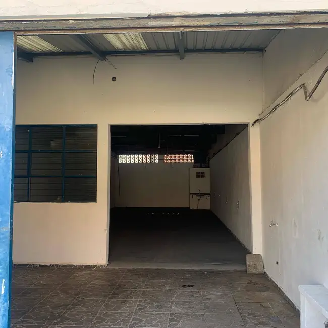 Foto 2 de Armazém / Galpão à venda e para alugar, 180m2 em Jardim São Guilherme, Sorocaba - SP