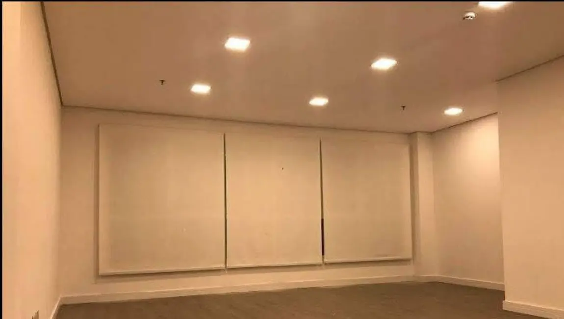Foto 6 de Sala Comercial à venda e para alugar, 48m2 em Sítio Tamboré Alphaville, Barueri - SP