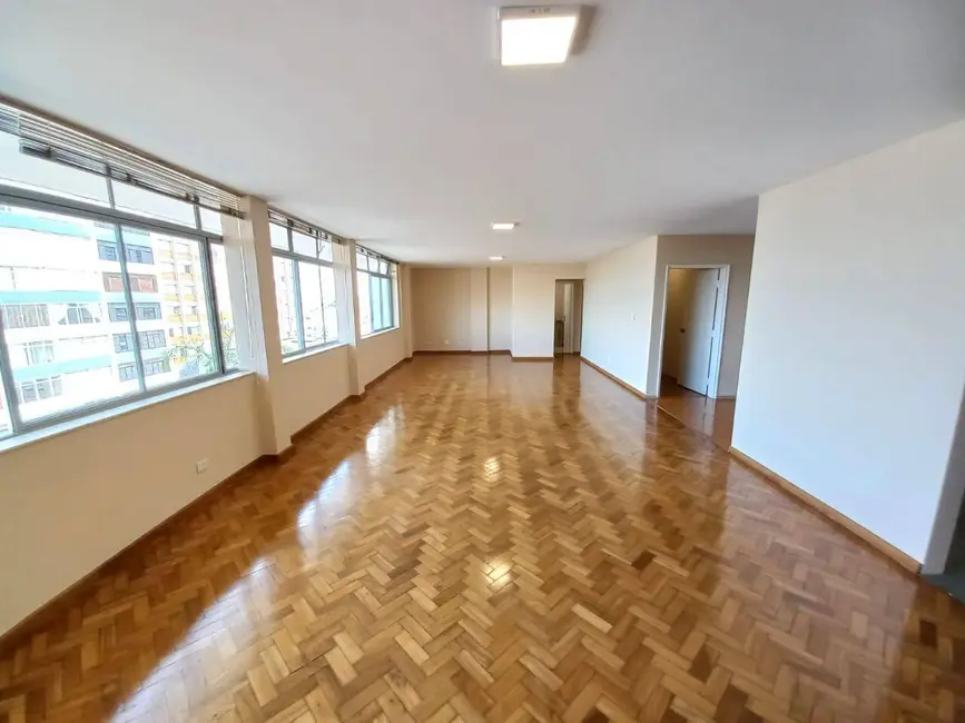 Apartamento com 4 quartos à venda e para alugar, 220m2 em Centro, Sorocaba - SP - imagem 6 Foto 6 de Apartamento com 4 quartos à venda e para alugar, 220m2 em Centro, Sorocaba - SP
