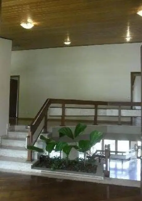 Foto 2 de Casa de Condomínio com 4 quartos para alugar, 660m2 em Alphaville, Santana De Parnaiba - SP