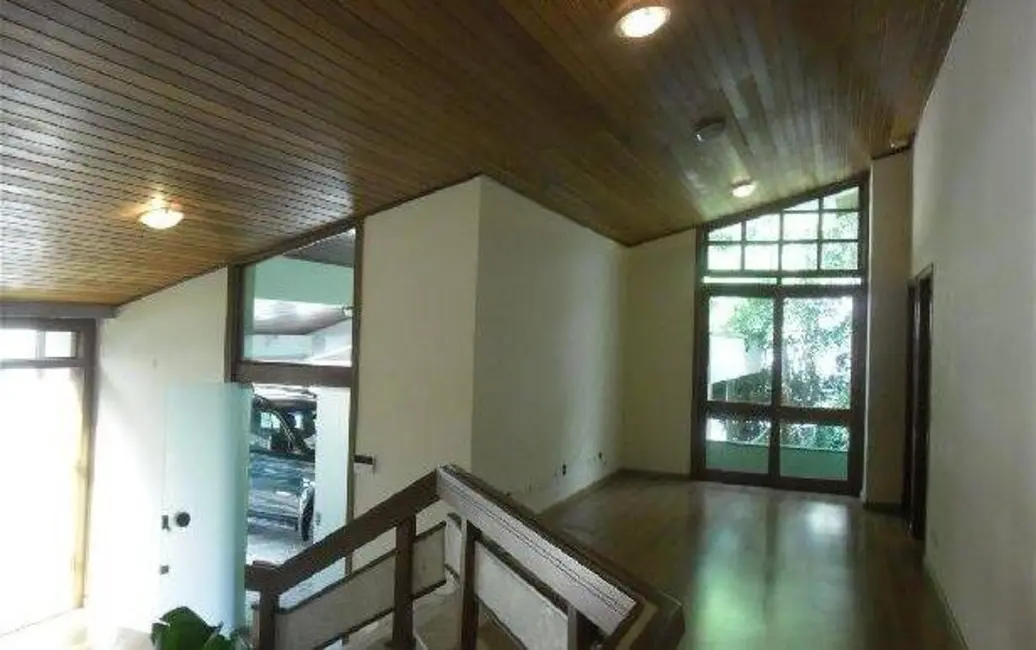 Foto 4 de Casa de Condomínio com 4 quartos para alugar, 660m2 em Alphaville, Santana De Parnaiba - SP