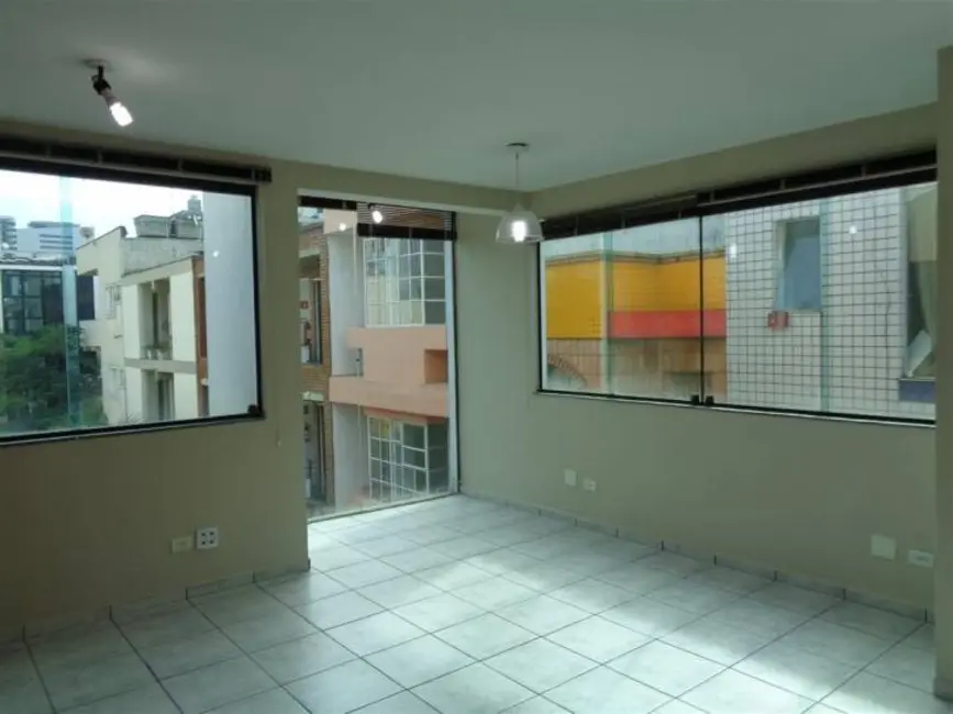 Sala Comercial para alugar, 40m2 em Barueri - SP - imagem 2 Foto 2 de Sala Comercial para alugar, 40m2 em Barueri - SP