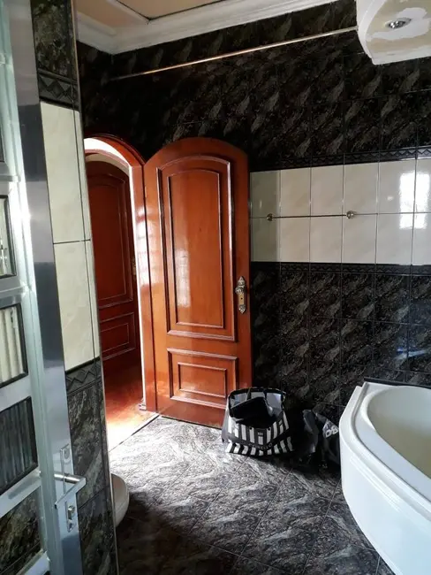 Foto 15 de Sobrado para alugar, 120m2 em Vila Iza, Carapicuiba - SP