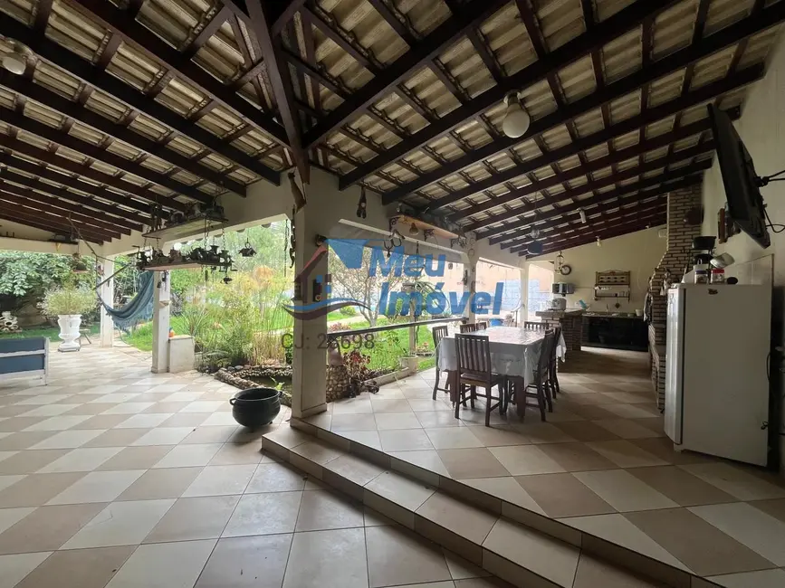 Casa com 4 quartos à venda, 380m2 em Brasilia - DF - imagem 6 Foto 6 de Casa com 4 quartos à venda, 380m2 em Brasilia - DF