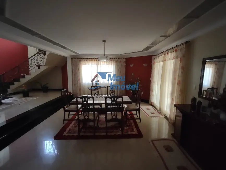 Casa de Condomínio com 5 quartos à venda, 650m2 em Setor Habitacional Vicente Pires, Brasilia - DF - imagem 4 Foto 4 de Casa de Condomínio com 5 quartos à venda, 650m2 em Setor Habitacional Vicente Pires, Brasilia - DF