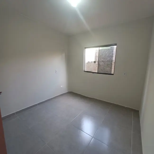 Casa com 2 quartos à venda, 66m2 em Parque Estrela Dalva XI, Santo Antonio Do Descoberto - GO - imagem 2 Foto 2 de Casa com 2 quartos à venda, 66m2 em Parque Estrela Dalva XI, Santo Antonio Do Descoberto - GO