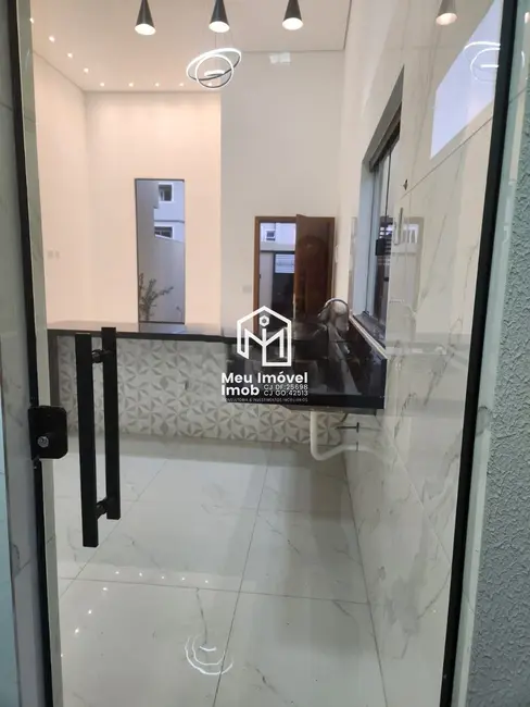 Casa com 3 quartos à venda, 110m2 em Parque Esplanada III, Valparaiso De Goias - GO - imagem 4 Foto 4 de Casa com 3 quartos à venda, 110m2 em Parque Esplanada III, Valparaiso De Goias - GO