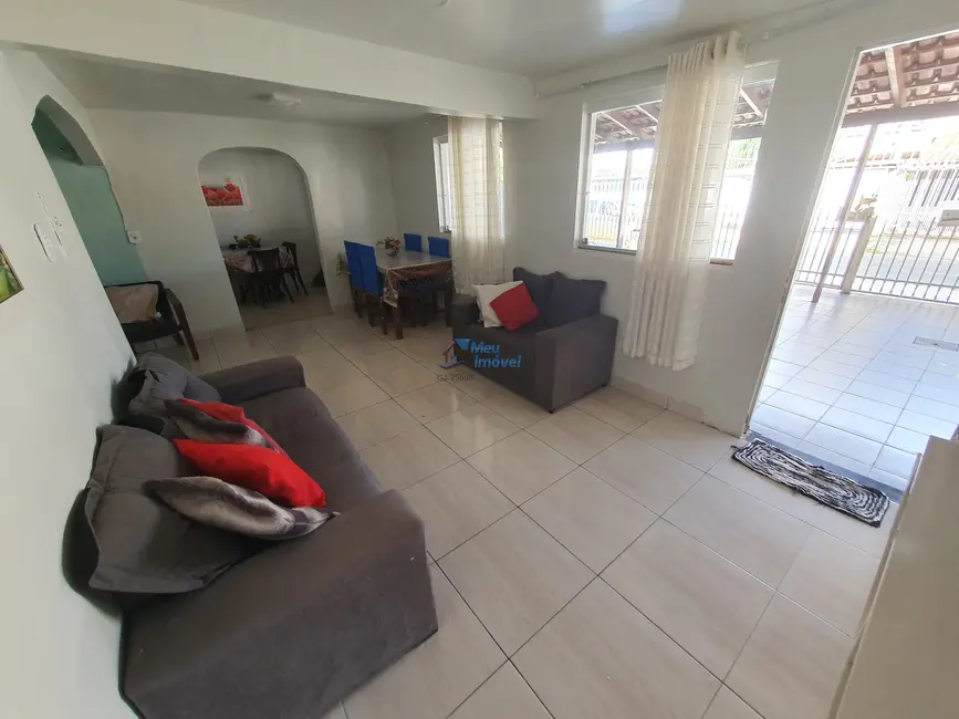 Casa com 6 quartos à venda, 150m2 em Guará I, Brasilia - DF - imagem 4 Foto 4 de Casa com 6 quartos à venda, 150m2 em Guará I, Brasilia - DF